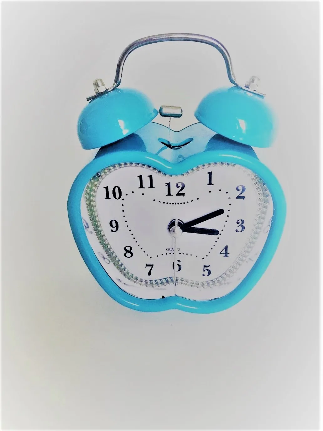 Kalp Şeklinde Dekoratif Çalar Masa Saati Mavi