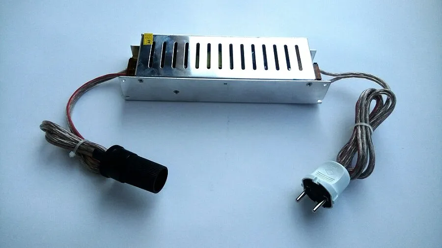 5 Amper - 220 Voltu 12 Volt Çakmaklık Girişine Çevirici