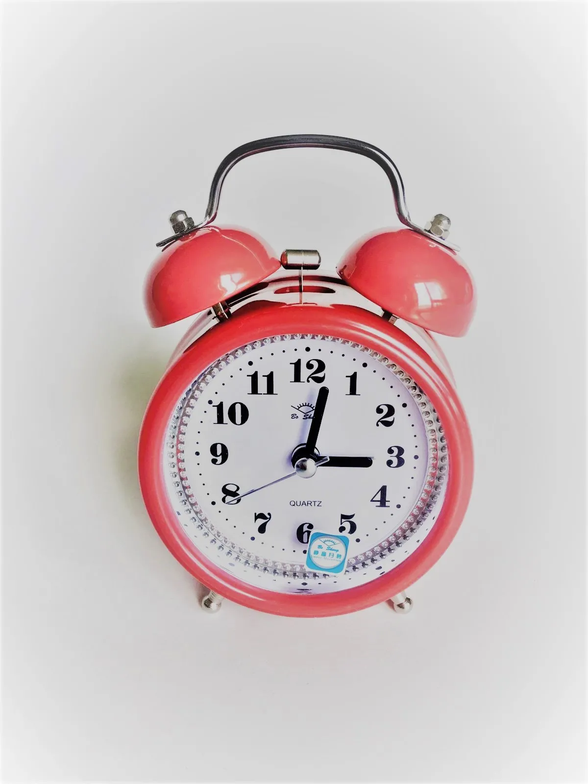 Yuvarlak Dekoratif Çalar Masa Saati Kırmızı